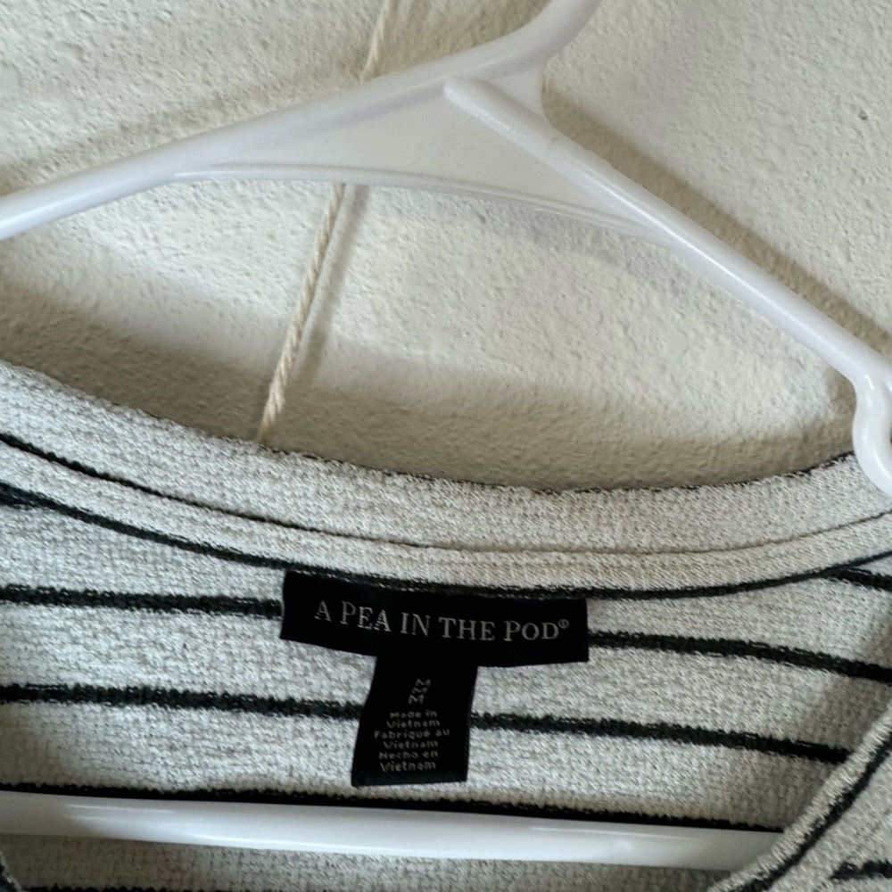 A Pea in the Pod Black and White Striped Short Sleeve Tee - Picture 3 of 3
